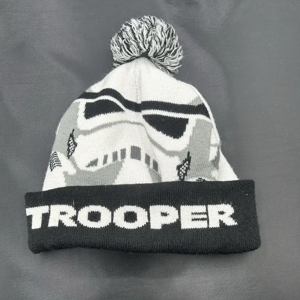 Star Wars Stormtrooper Shiny Pom Beanie‎ Winter Hat Skull Cap OSFM Foldable Flap